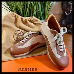 Hermes Quick Sneakers Calfskin Leather
Size 37